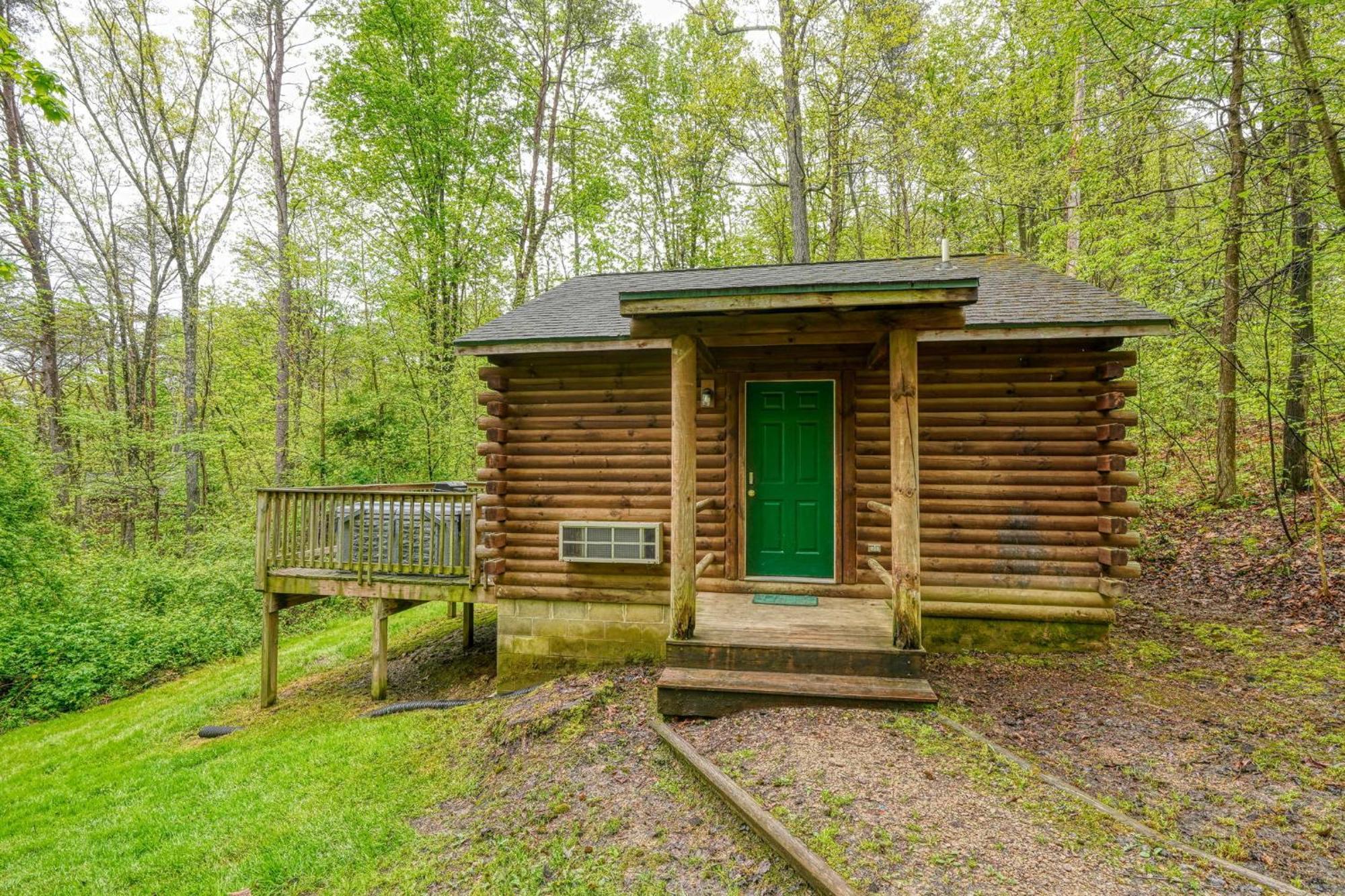 Blue Rose Cabins - Big Woody Cabin Logan Extérieur photo