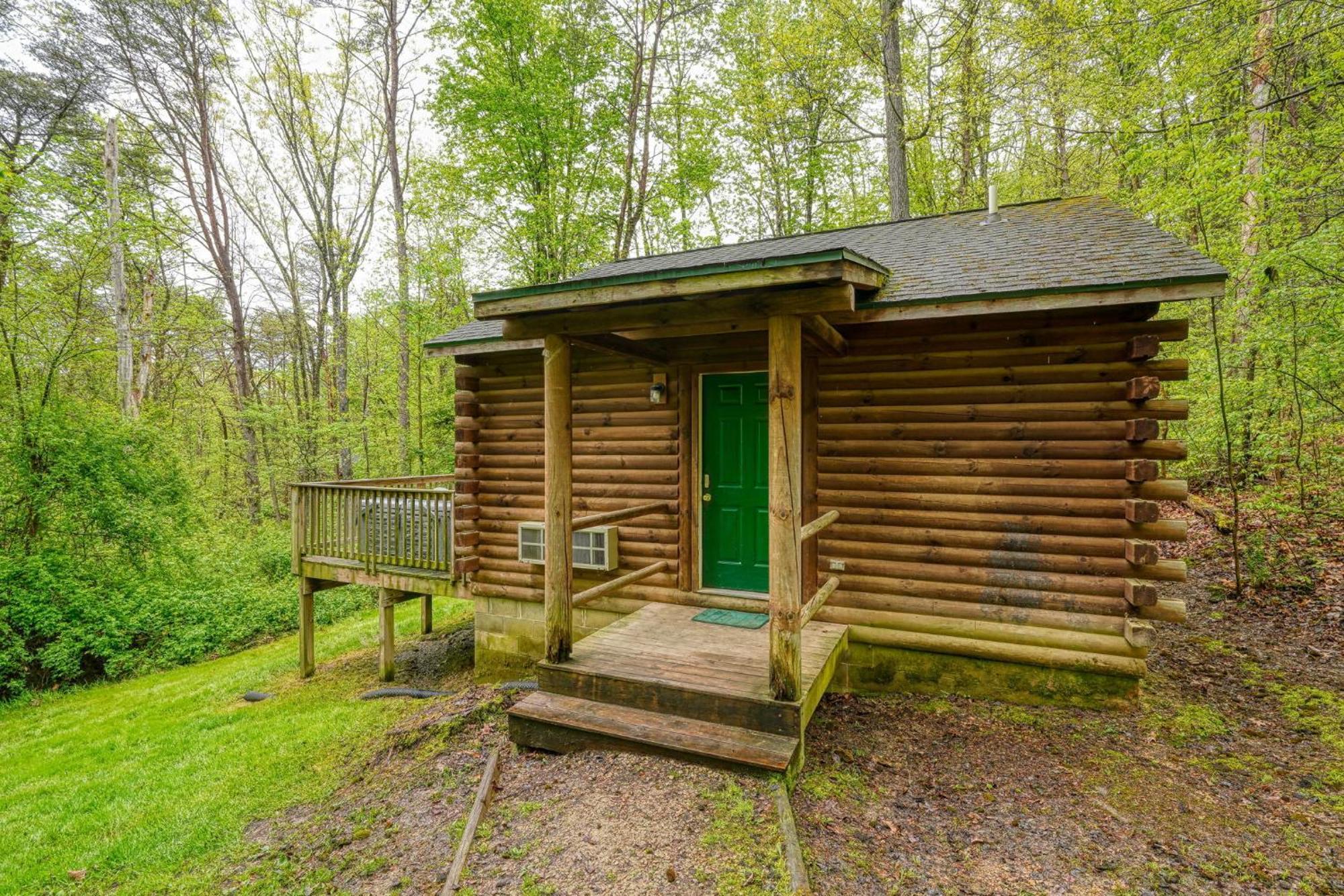 Blue Rose Cabins - Big Woody Cabin Logan Extérieur photo