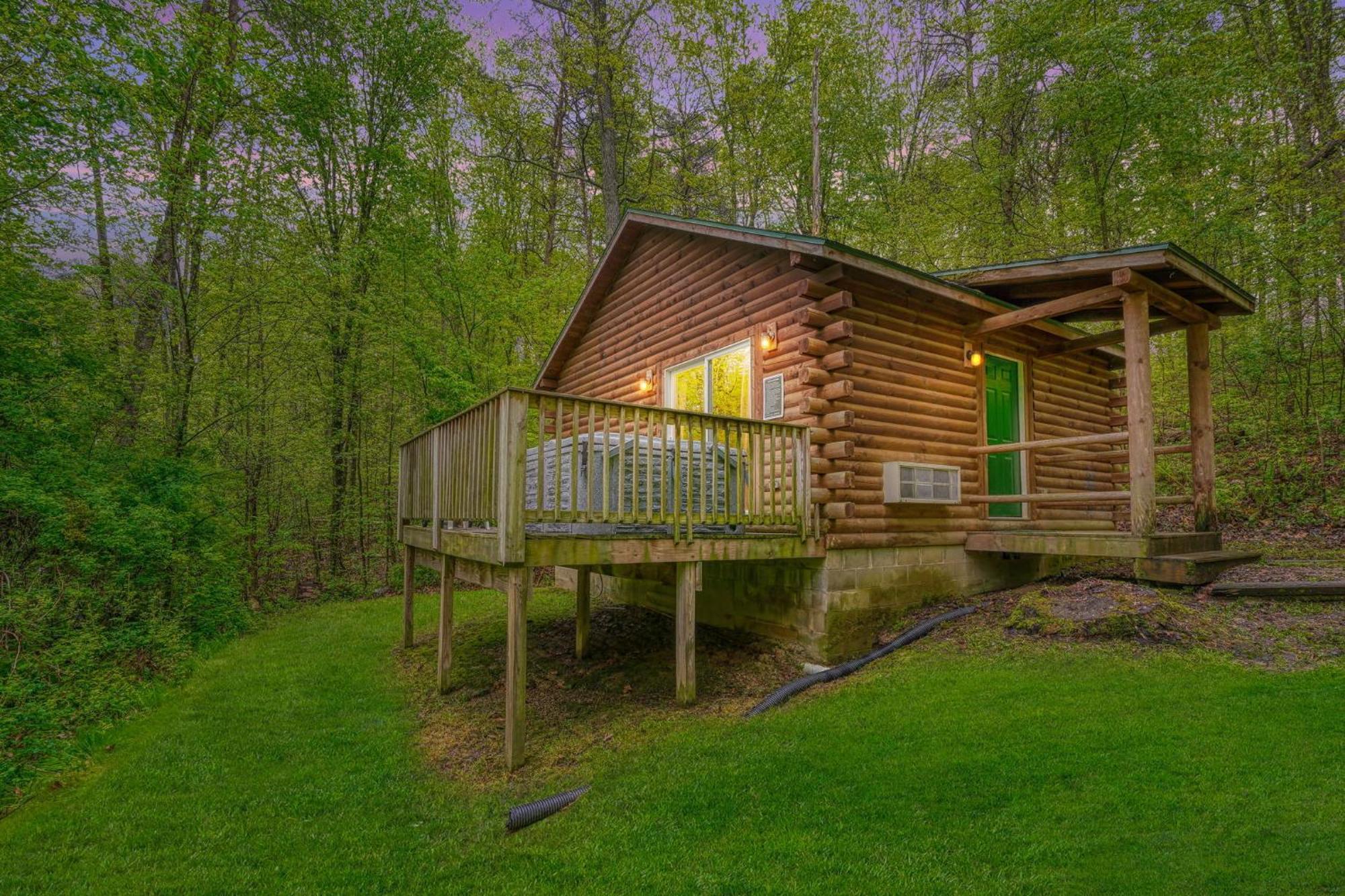 Blue Rose Cabins - Big Woody Cabin Logan Extérieur photo